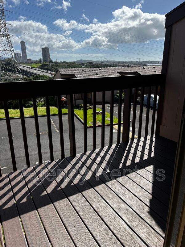Building Photo - 98-1403 Kaahumanu Street #B