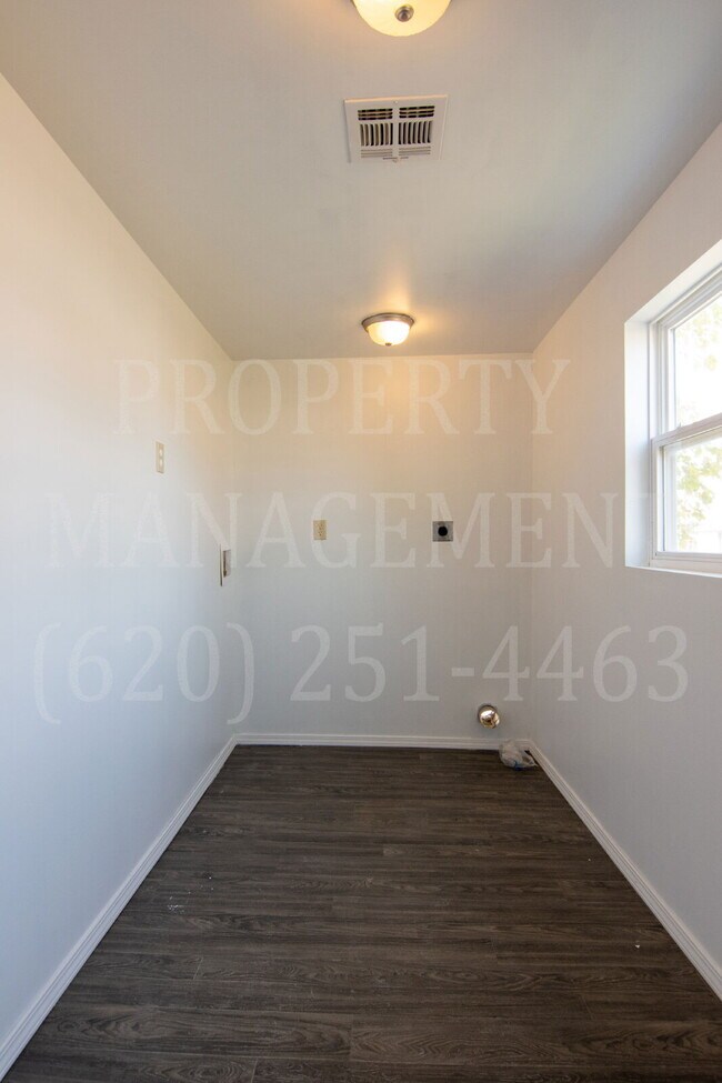 Building Photo - Charming 2-Bedroom 1-Bath Home in Coffeyville