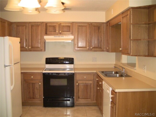 Building Photo - 198 W Valerian Pl