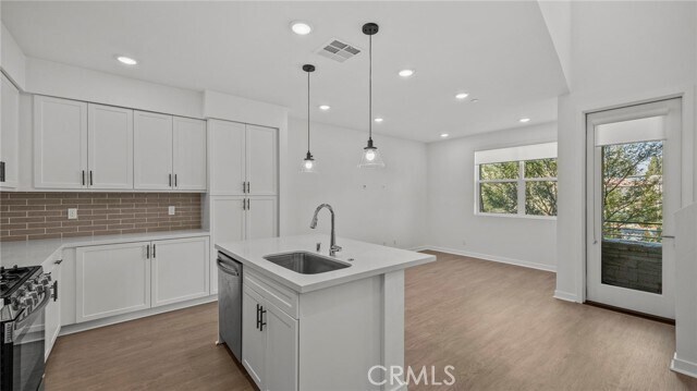 Building Photo - 9608 Nova Pl