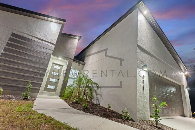 Building Photo - Deposit-Free! Get $1,000 OFF your first mo...