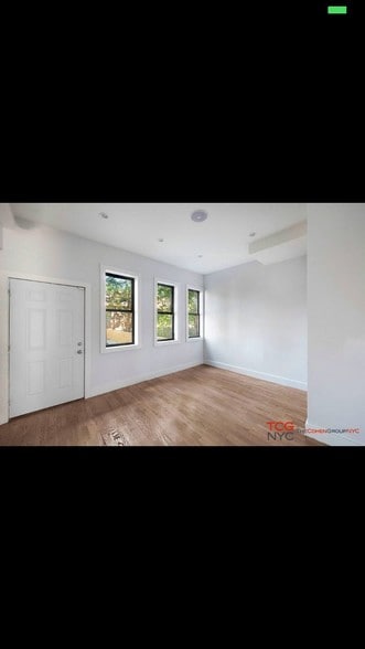 Bedroom - 1893 Pacific St