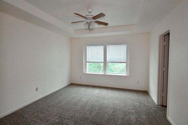 Building Photo - 13070 Lawsons Creek Ln