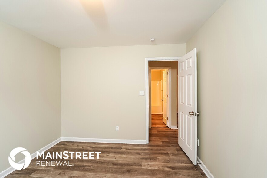 Building Photo - 365 Wooden Trace Cir