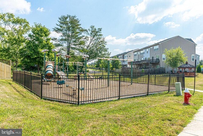Building Photo - 43472 Hopestone Terrace