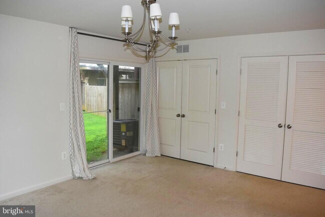 Building Photo - 22455 Glenbow Way