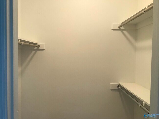 Building Photo - 104 Potomac Cir