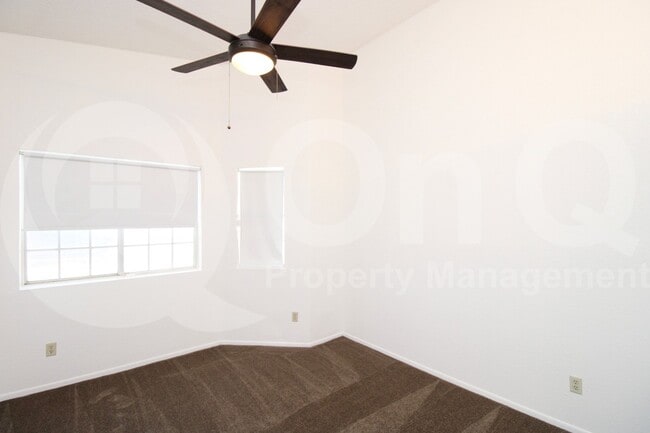 Building Photo - 4026 W Avenida Del Sol