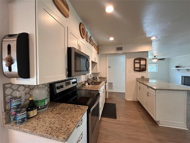 Building Photo - 16633 NW 173rd Terrace