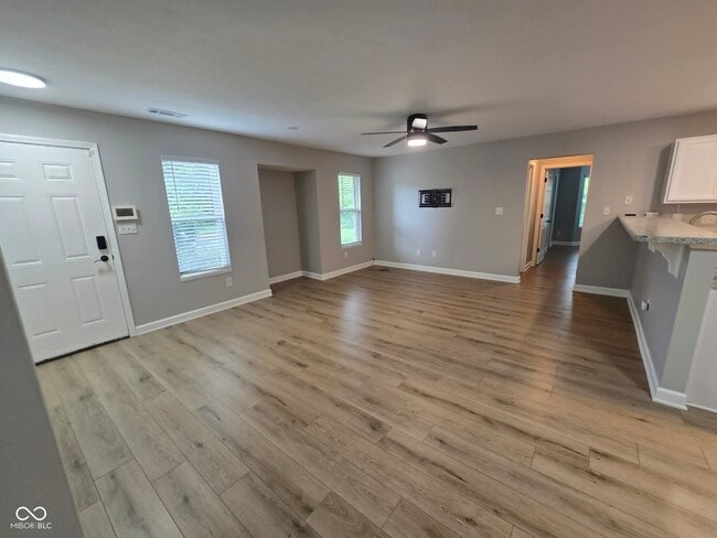 Building Photo - 481 Villa Meadow Dr
