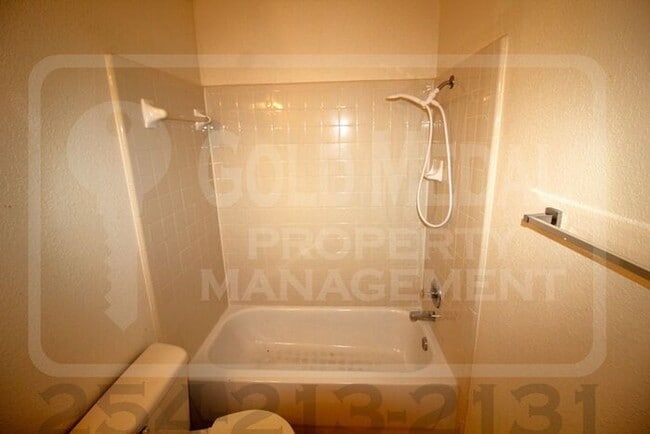 Building Photo - 4505 Mattie Dr