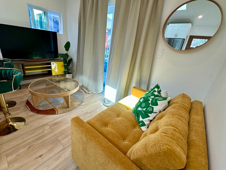 Building Photo - 5106 Cimarron St