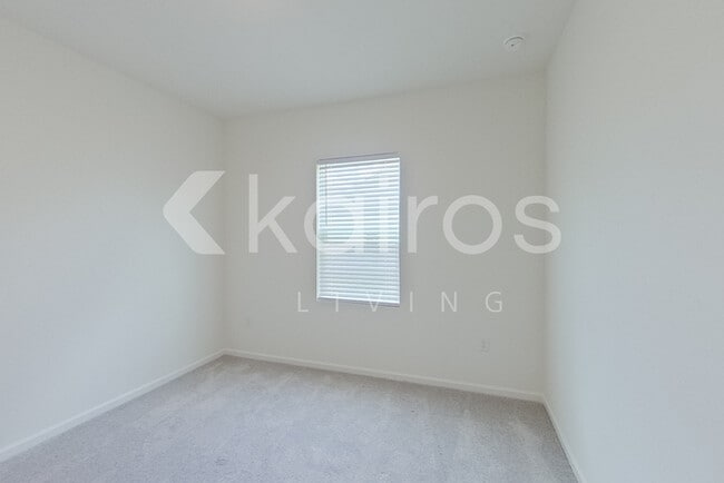 Building Photo - 635 Castillo Dr