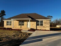 Building Photo - 3 Bed 2 Bath New Construction Home