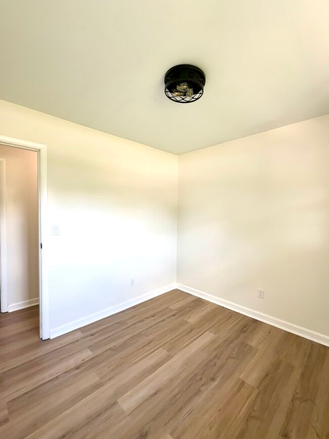 Building Photo - 4017 Caprice Rd