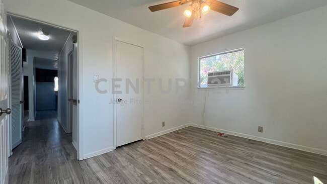 Building Photo - Charming 3/1/1 in Fort Worth For Rent!