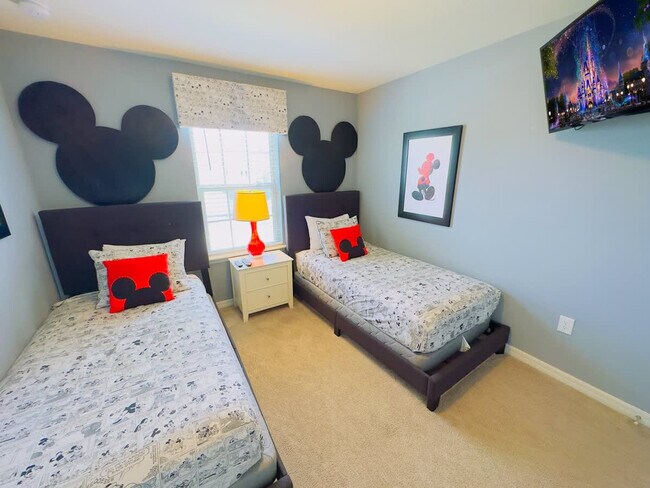 Building Photo - 2463 Tangier Dr