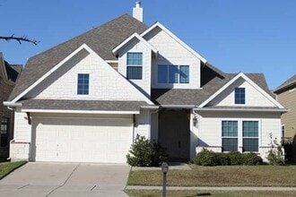 Building Photo - 3410 Somerset Ln