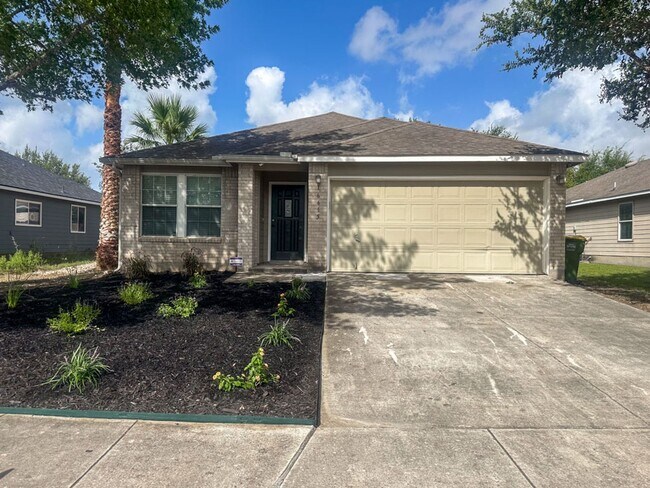 Primary Photo - 1 STORY 3 BEDROOM WITH AN OFFICE AND 2 BAT...