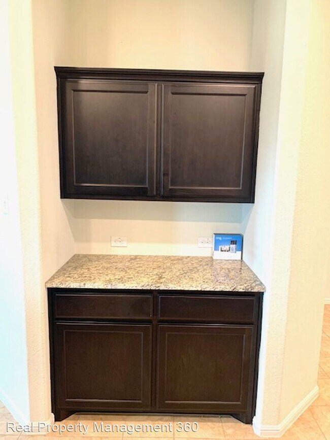 Building Photo - 4 br, 2 bath House - 10037 Huntersville