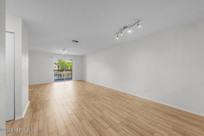 Building Photo - 19 Arbor Club Dr