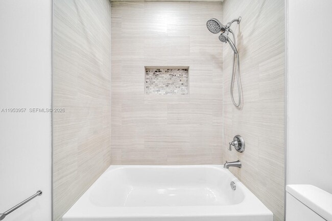 Building Photo - 4345 SW 5th Terrace