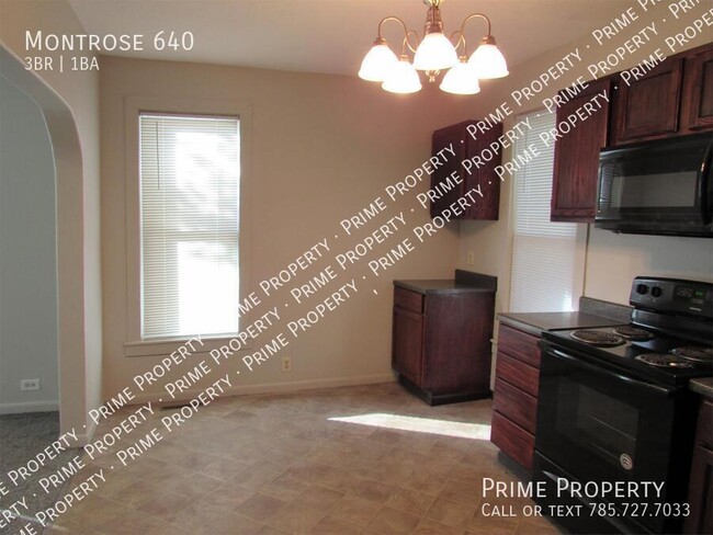 Building Photo - Montrose 640-