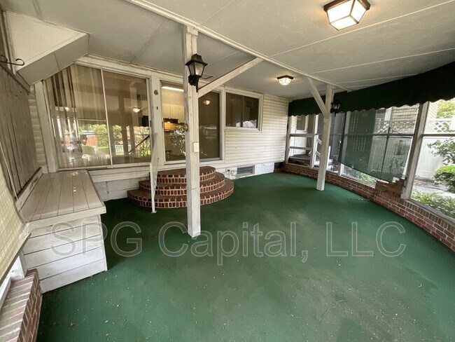 Building Photo - 58 E Stevens St