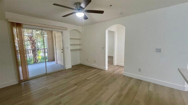 Building Photo - 826 Camargo Way