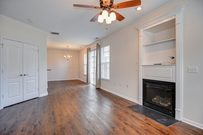 Building Photo - FOR RENT - VIRGINIA BEACH