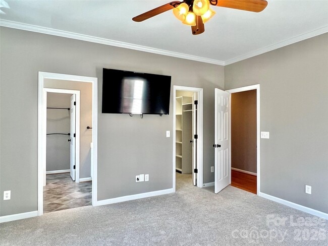 Building Photo - 7809 Deer Trail