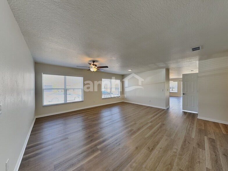 Building Photo - 15601 Sarcee Ct