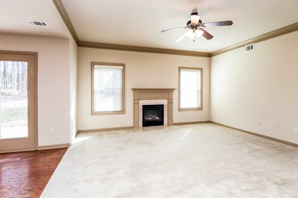 Building Photo - 1971 Bridle Rd