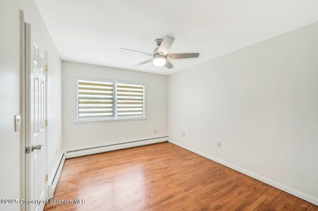 Building Photo - 107 Carteret Dr