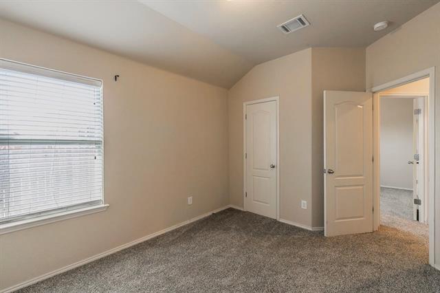 Building Photo - 936 Furlong Dr