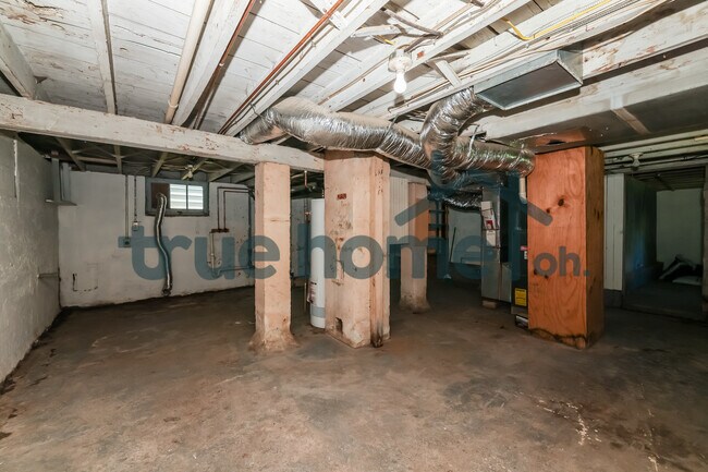 Building Photo - 1333 Central Park Ave