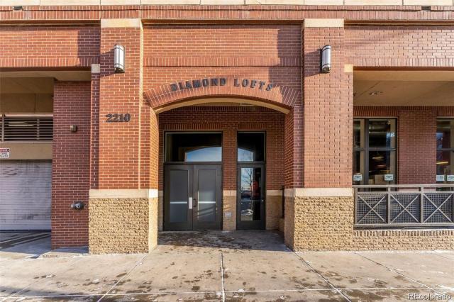 Building Photo - 1 bedroom in Denver CO 80205