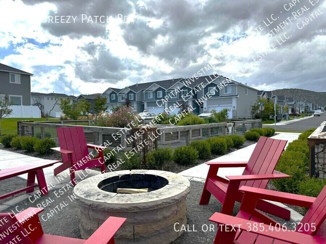Building Photo - 4710 Breezy Patch Rd