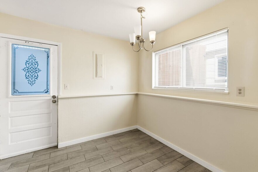 Building Photo - 4524 Galley Rd
