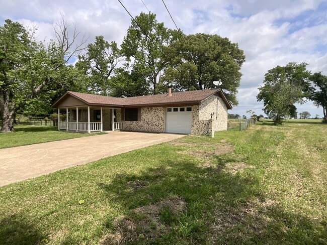 Building Photo - 24264 State Hwy 64