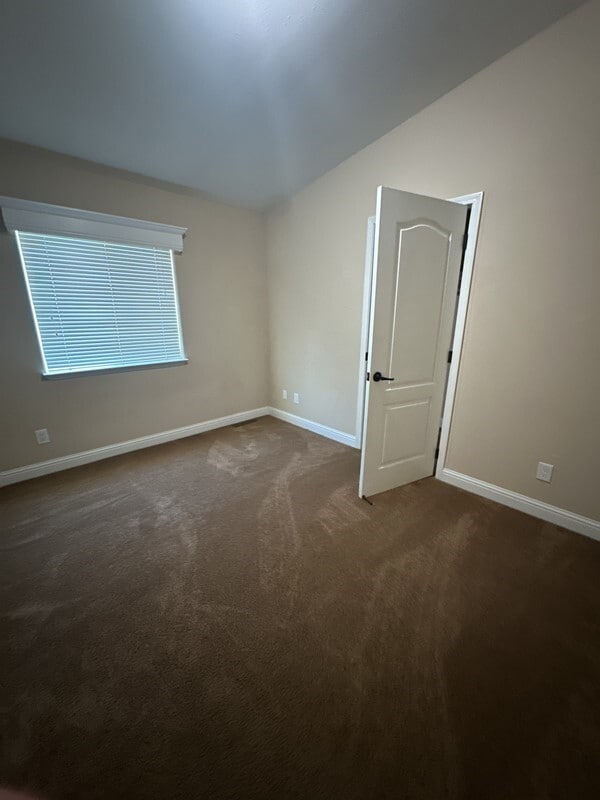 Building Photo - $2,495 / 3BR - Beautiful 3 Bedroom, 2 Bath...