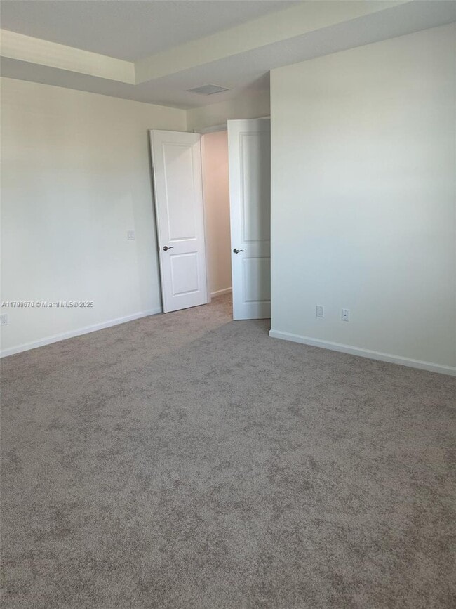 Building Photo - 5230 Thatcher Ct