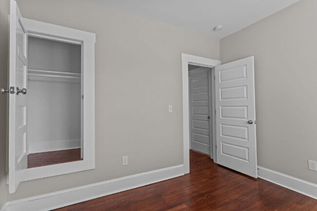 Building Photo - Updated 1920s Colonial in Northside – 3 Bed, 4 Bath – Available Now – $2,895/mo