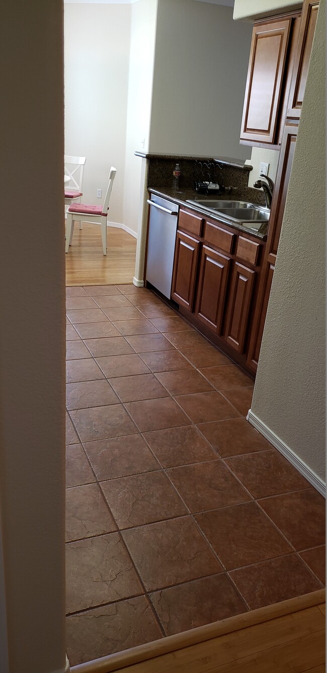 Tiled Kitchen - 5335 E Shea Blvd