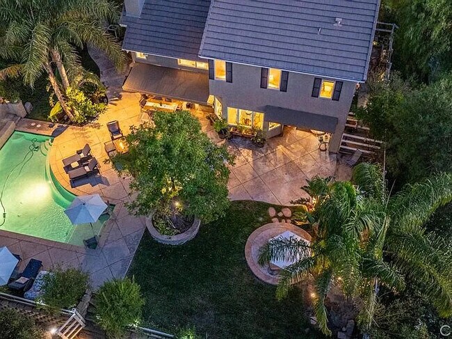 Building Photo - 15305 Saddleback Rd