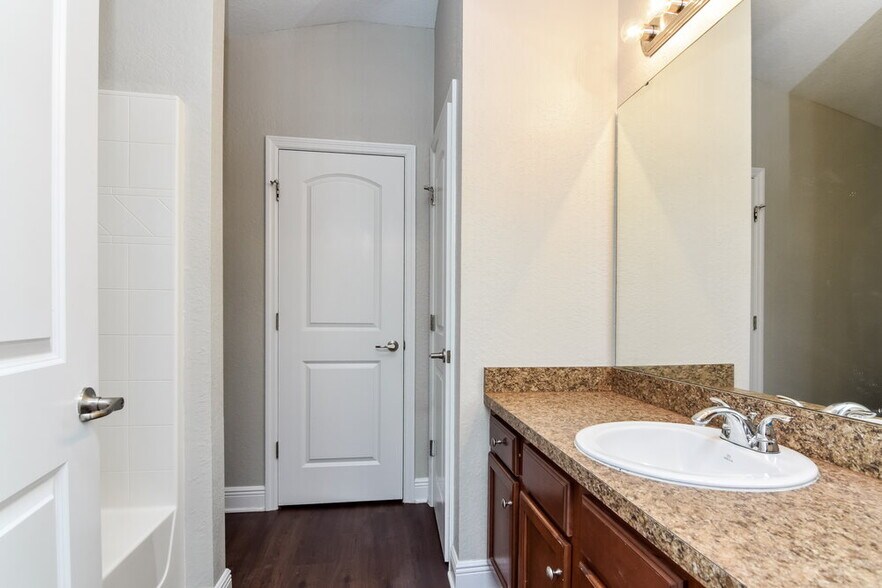 Building Photo - 10755 Standing Stone Dr