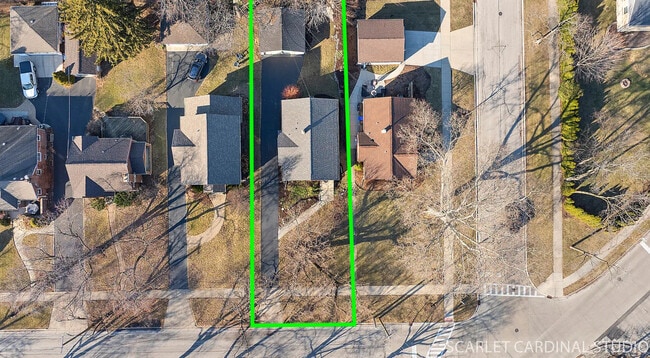 Building Photo - 882 Hillside Ave