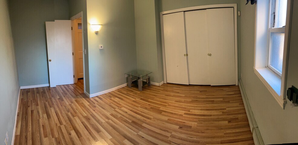 Bedroom 1 - 1 Brigham St