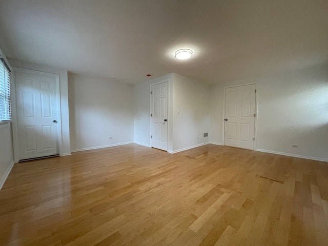 Building Photo - 431 Wilmette Ave