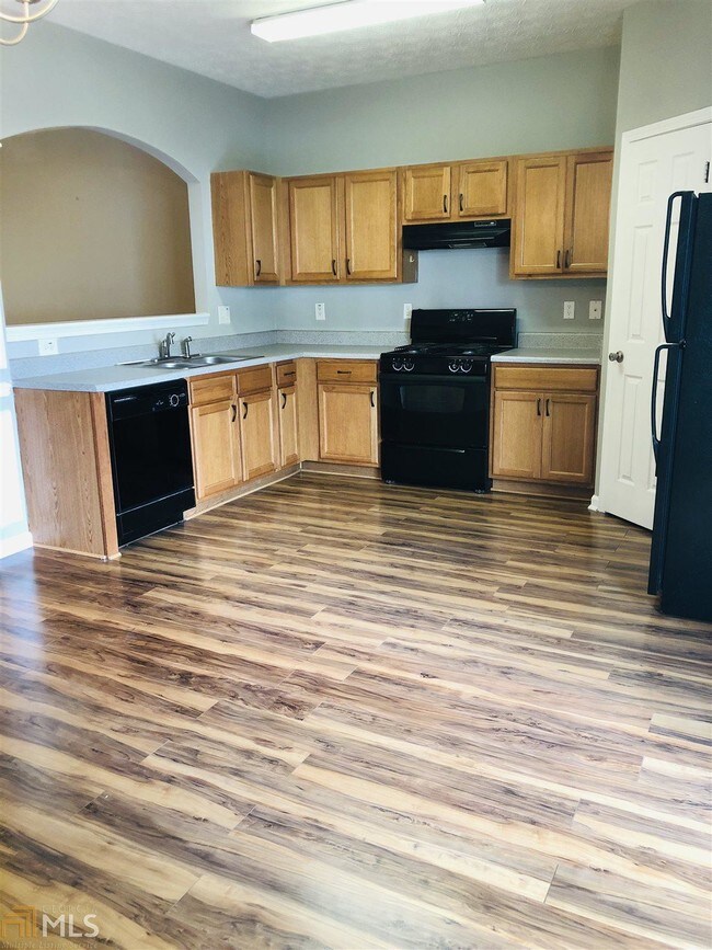 Building Photo - 2832 Snapfinger Manor